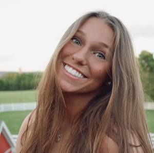 Meet your Posher, Clara